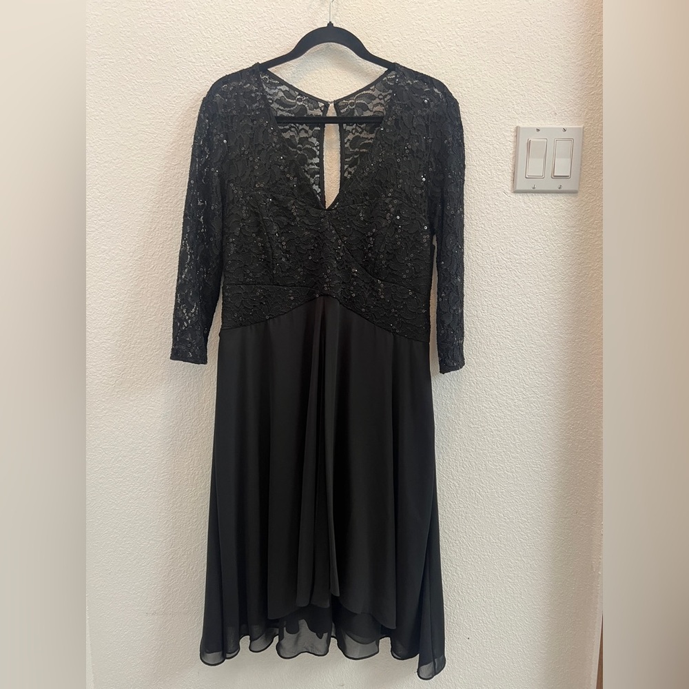 R&M Richards Elegant Black Lace Dress size 14